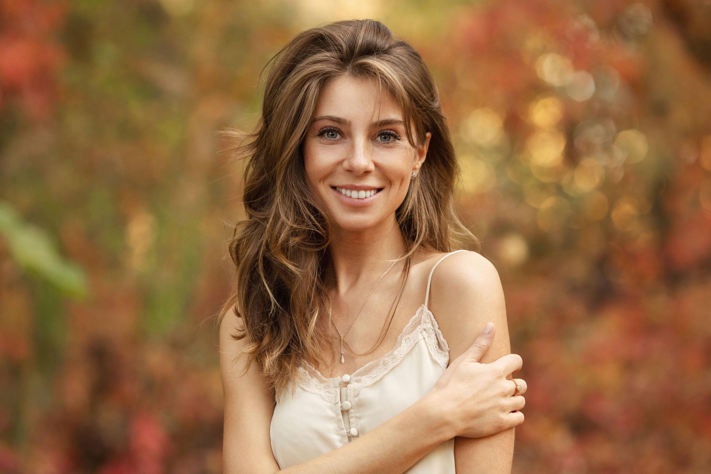 How Does Lived-In Color Differ from Traditional Hair Coloring?